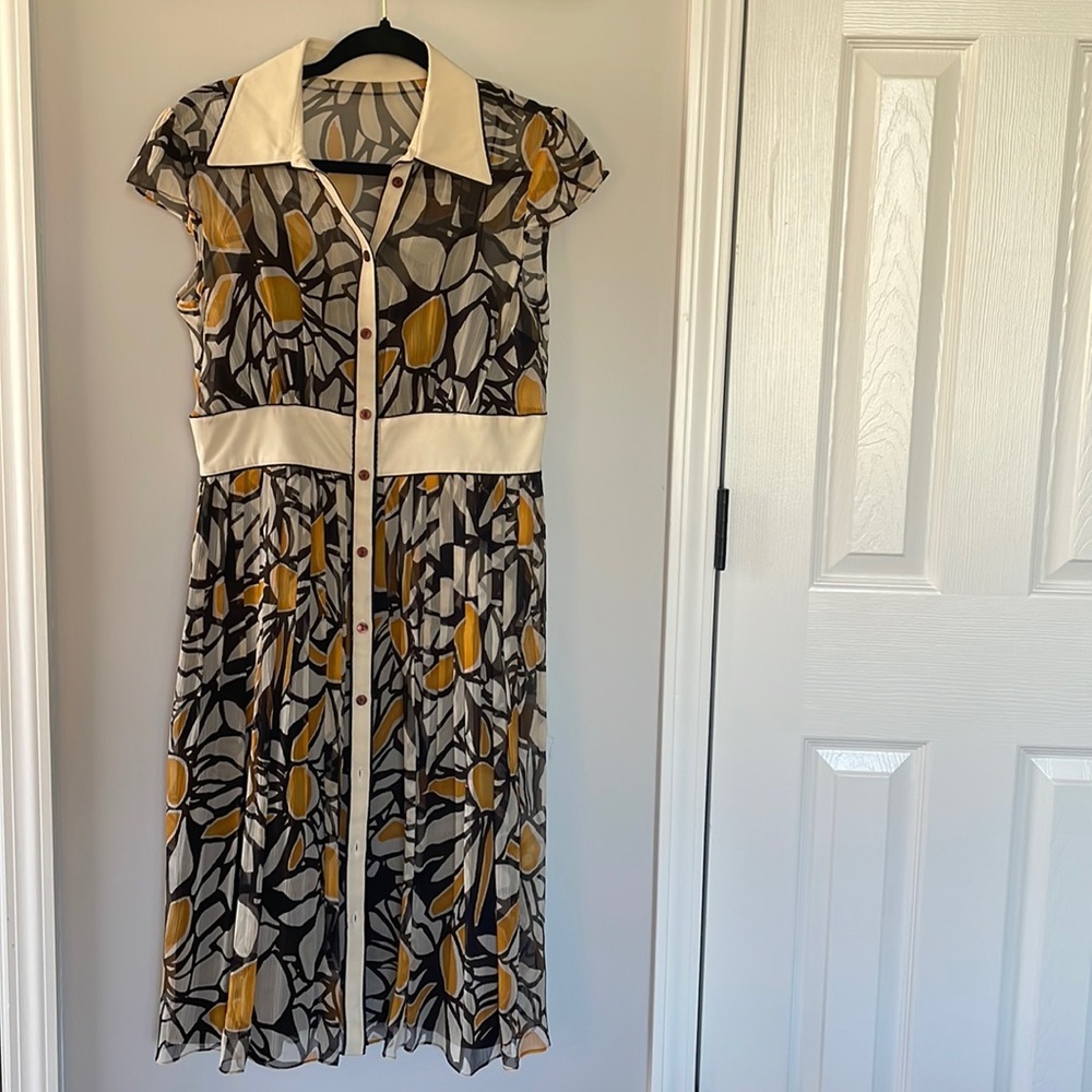 Women’s Dress Size Small